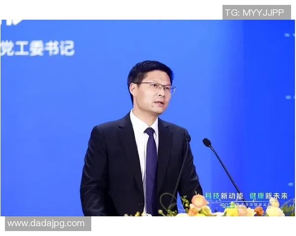 杨军独家分享网球心得提升技巧与心态的完美结合之道